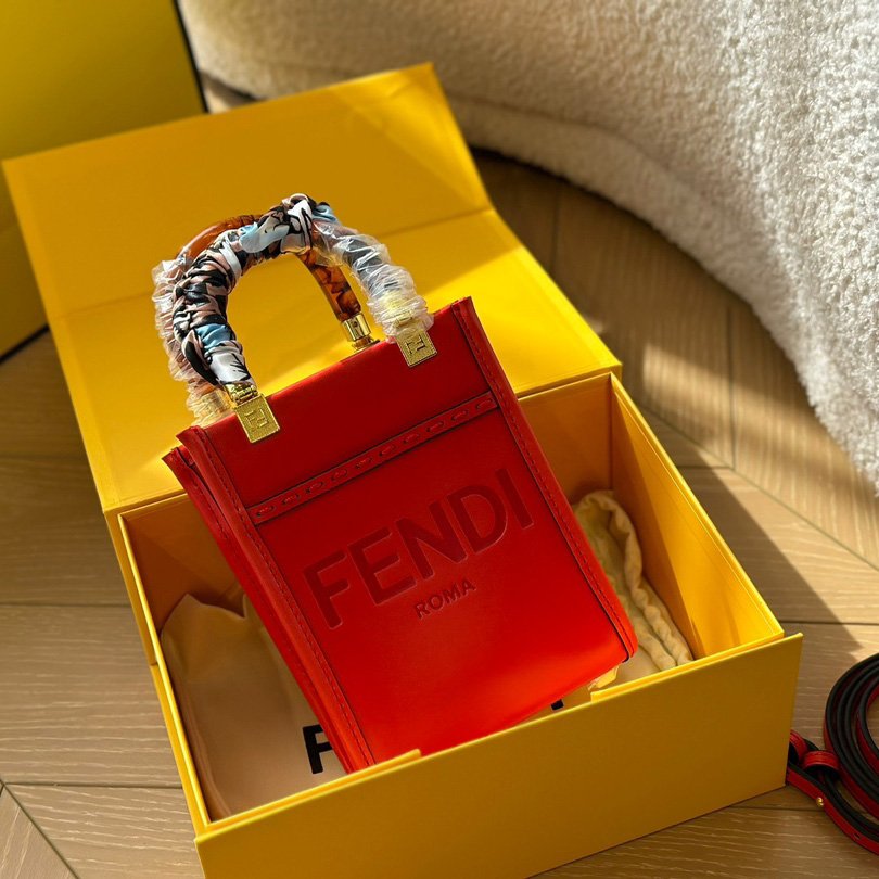 e40fd82f070da928dcc86fbdf8a7fce6 Mini Sunshine Shopper - Image 1